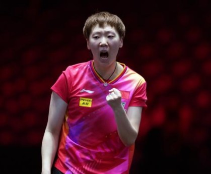 新加坡大满贯王曼昱险胜阿库拉 印度女队威胁犹在