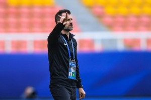 五星体育官网-忆文武峥嵘！海港无洋枪不得分 莱科的衰还谁的债？